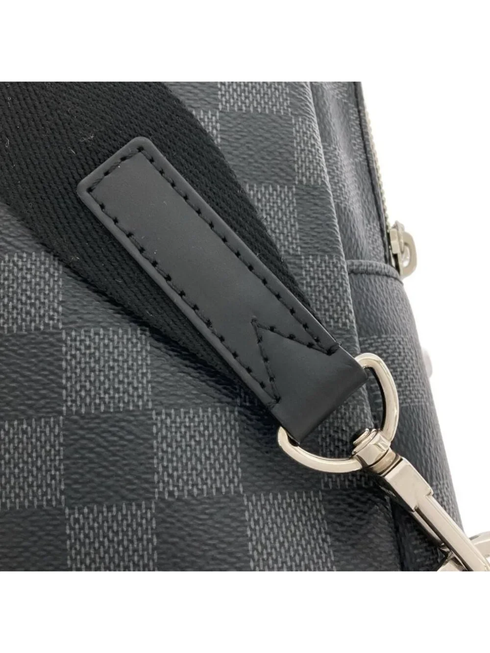 Louis Vuitton Damier Graphite Avenue Sling